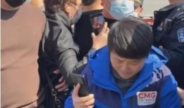 现场采访爆料视频,揭秘爆料视频背后的惊人真相